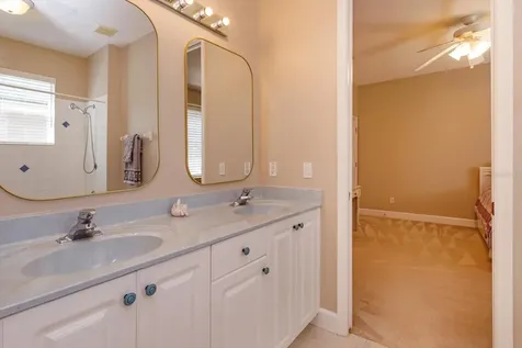 3529 King George Drive Orlando FL 32835