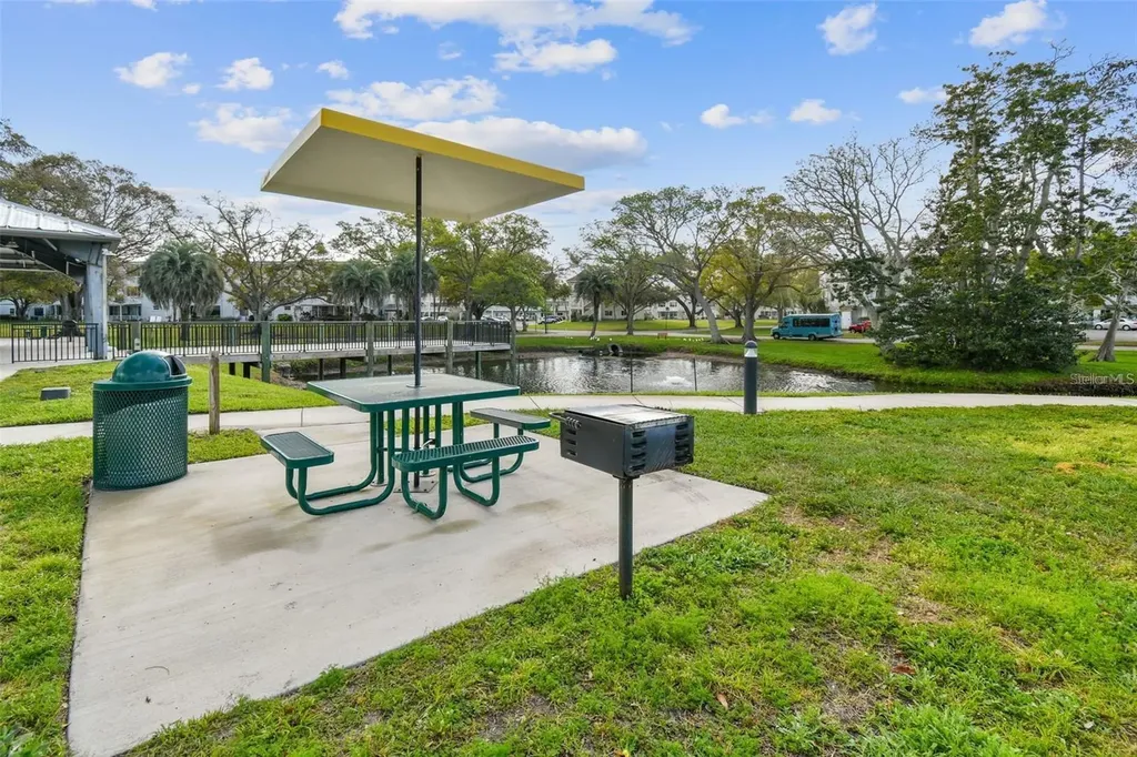 2262 Swedish Drive Clearwater FL 33763