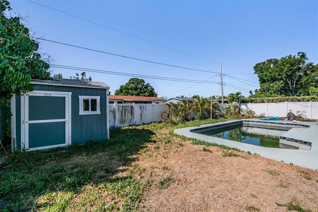 3920 Wahoo Drive SE St Petersburg FL 33705