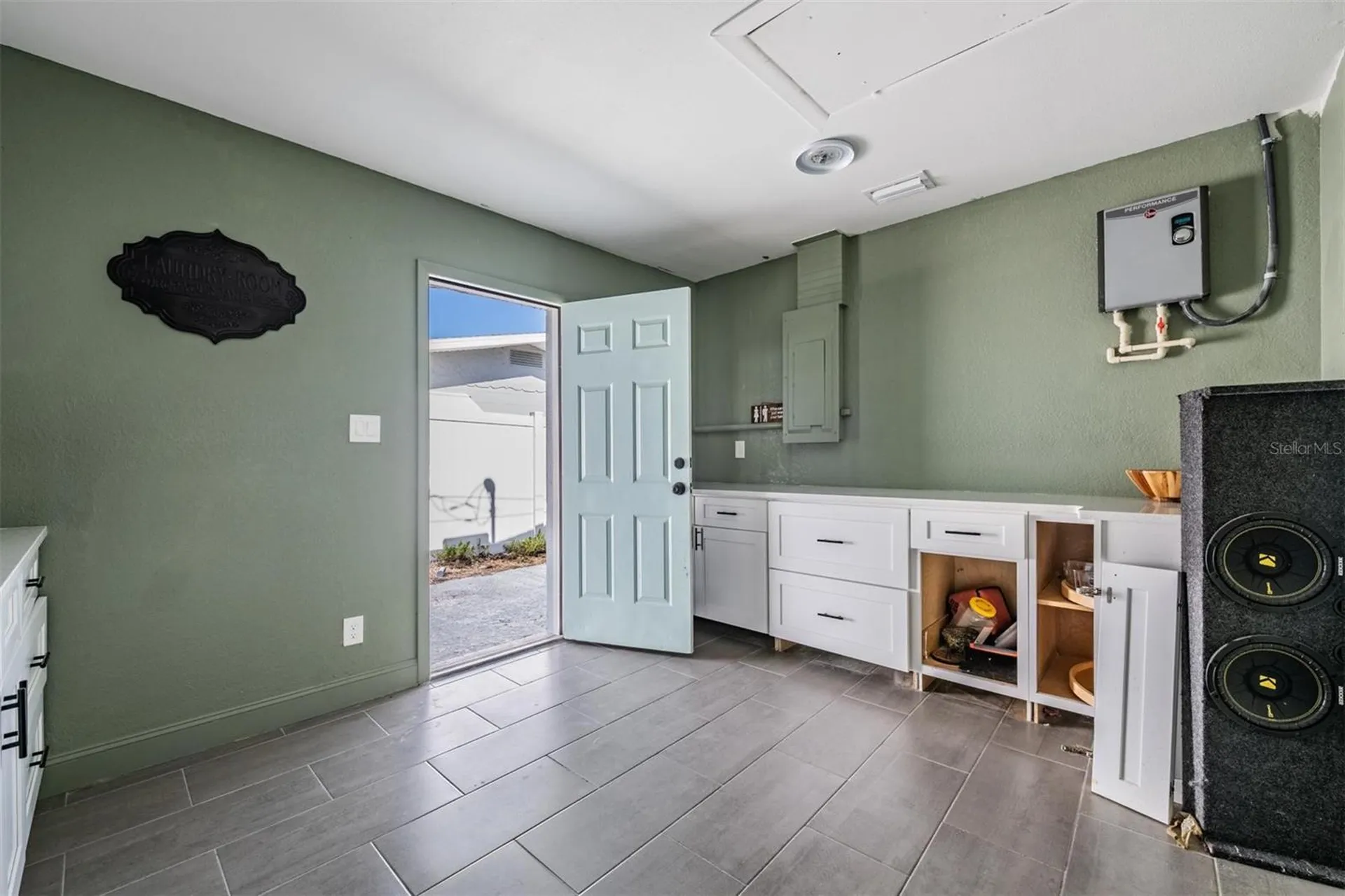 3920 Wahoo Drive SE St Petersburg FL 33705