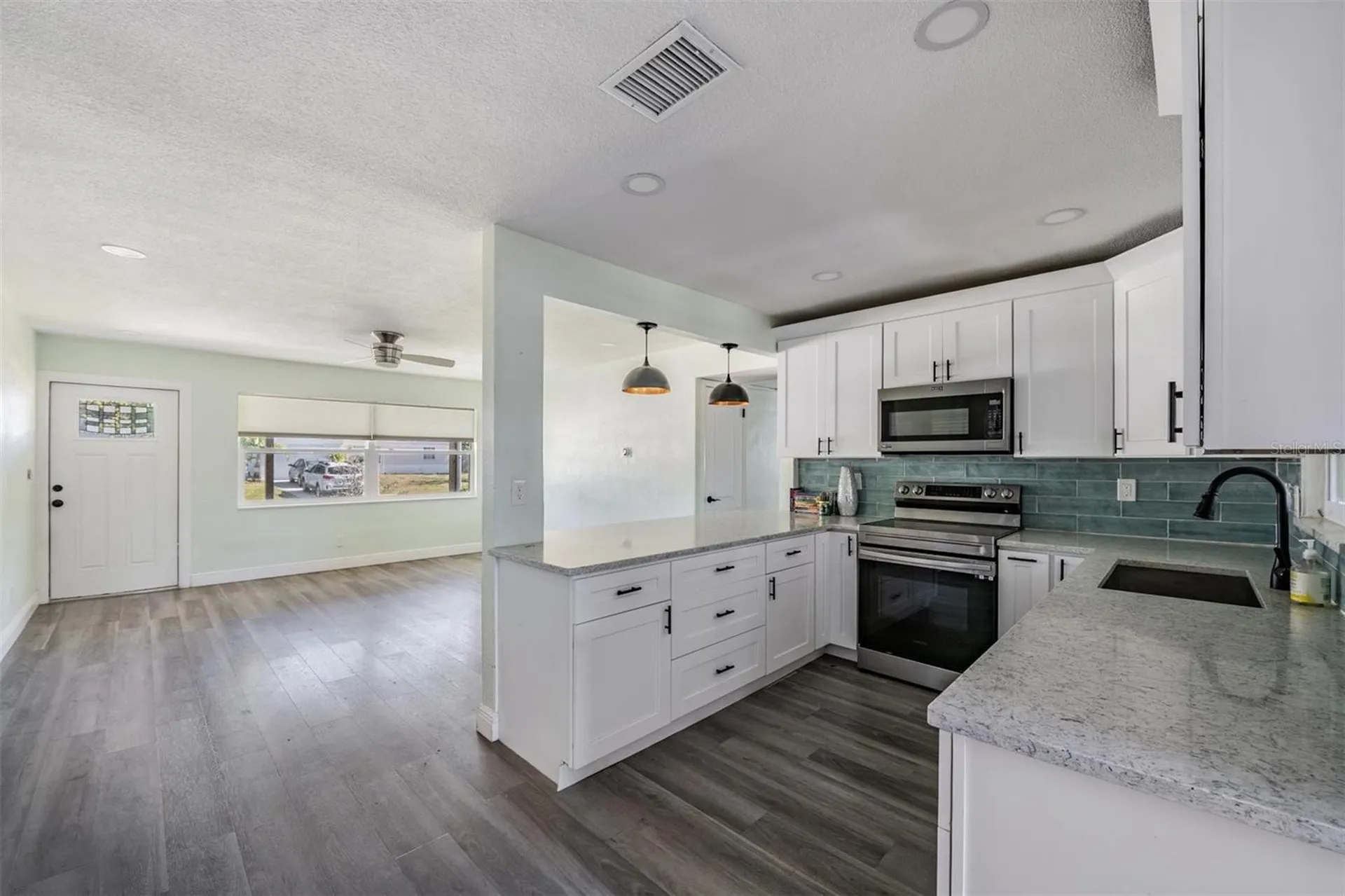 3920 Wahoo Drive SE St Petersburg FL 33705
