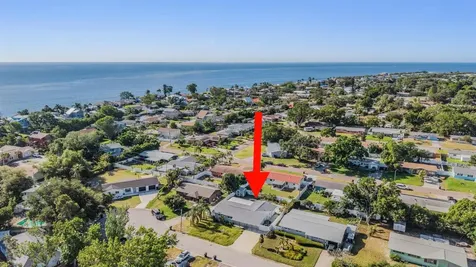 3920 Wahoo Drive SE St Petersburg FL 33705