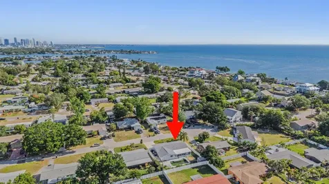 3920 Wahoo Drive SE St Petersburg FL 33705