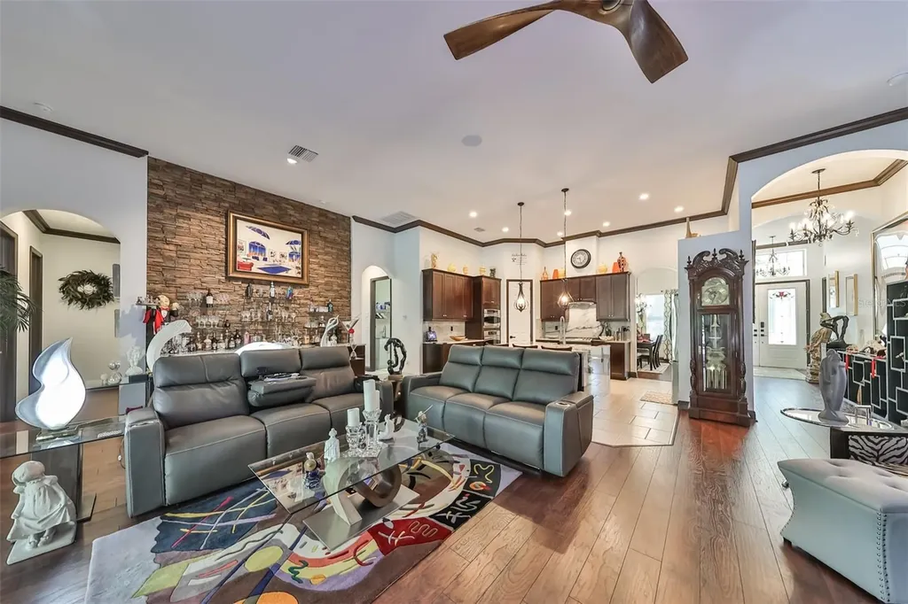 6646 Park Strand Drive Apollo Beach FL 33572