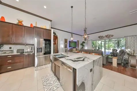 6646 Park Strand Drive Apollo Beach FL 33572