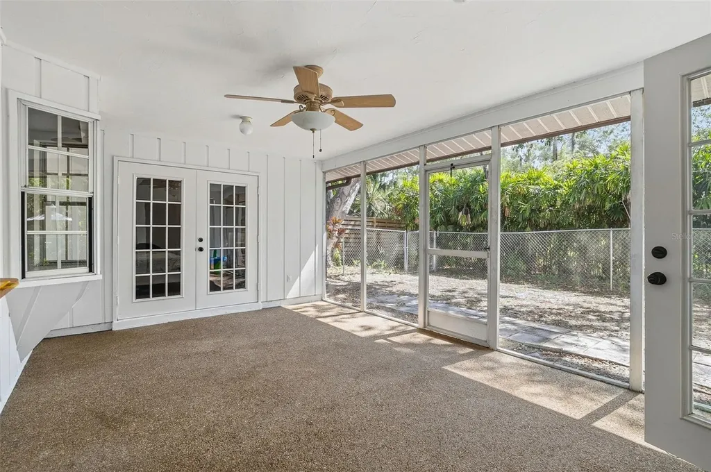 2749 Greendale Drive Sarasota FL 34232