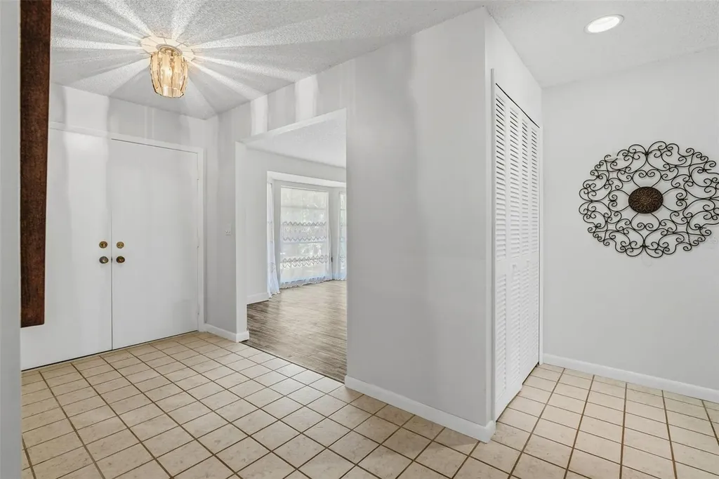 2749 Greendale Drive Sarasota FL 34232