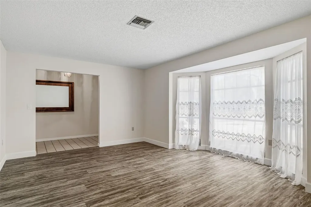 2749 Greendale Drive Sarasota FL 34232