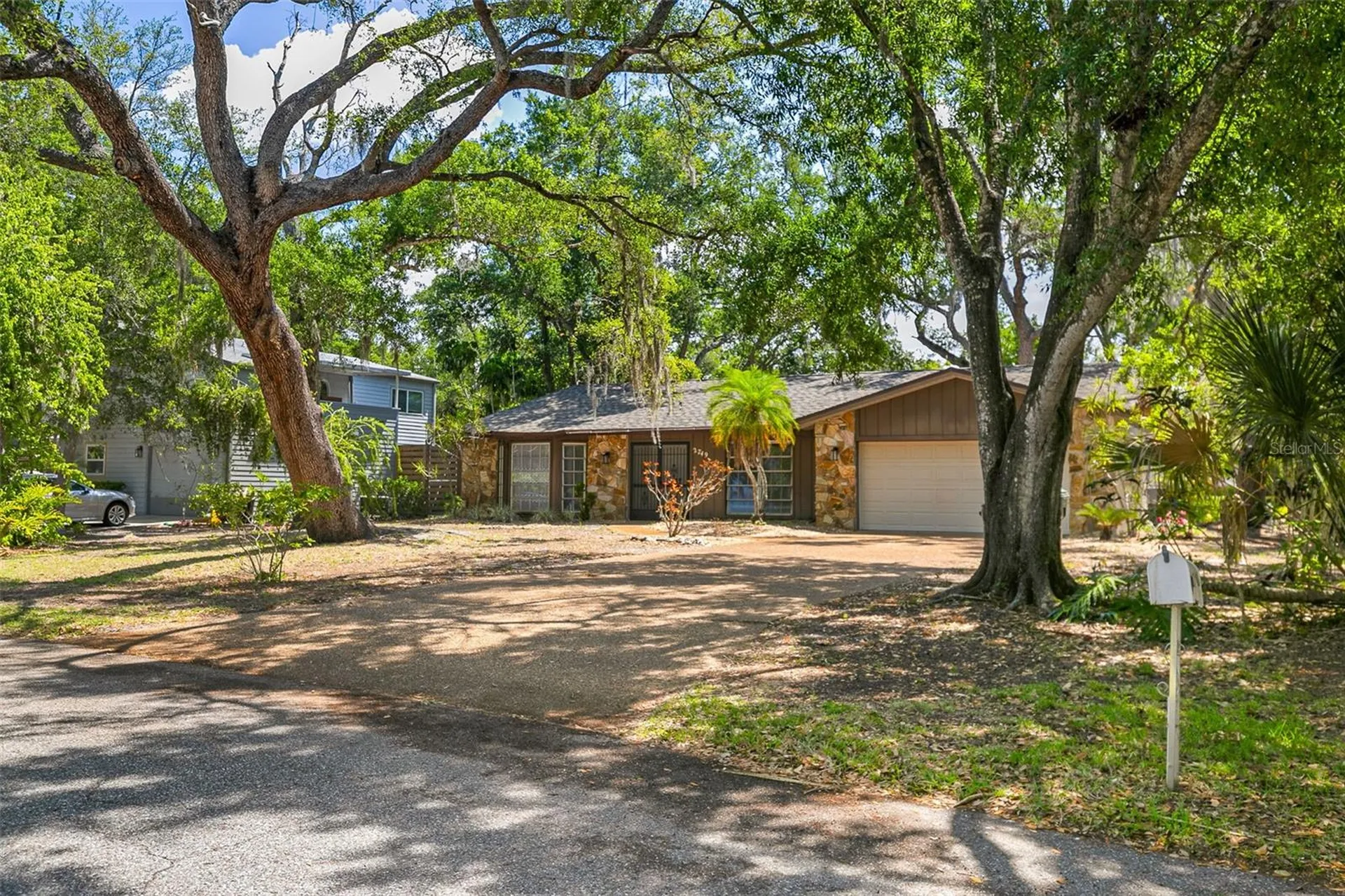 2749 Greendale Drive Sarasota FL 34232