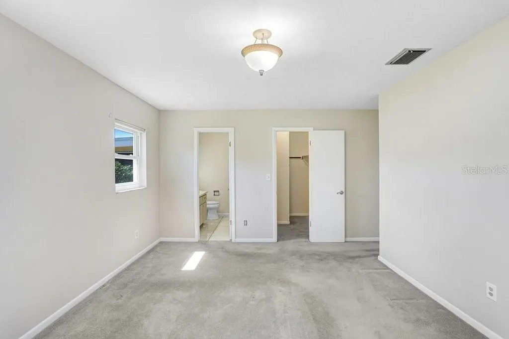 14608 Brentwood Place Tampa FL 33618