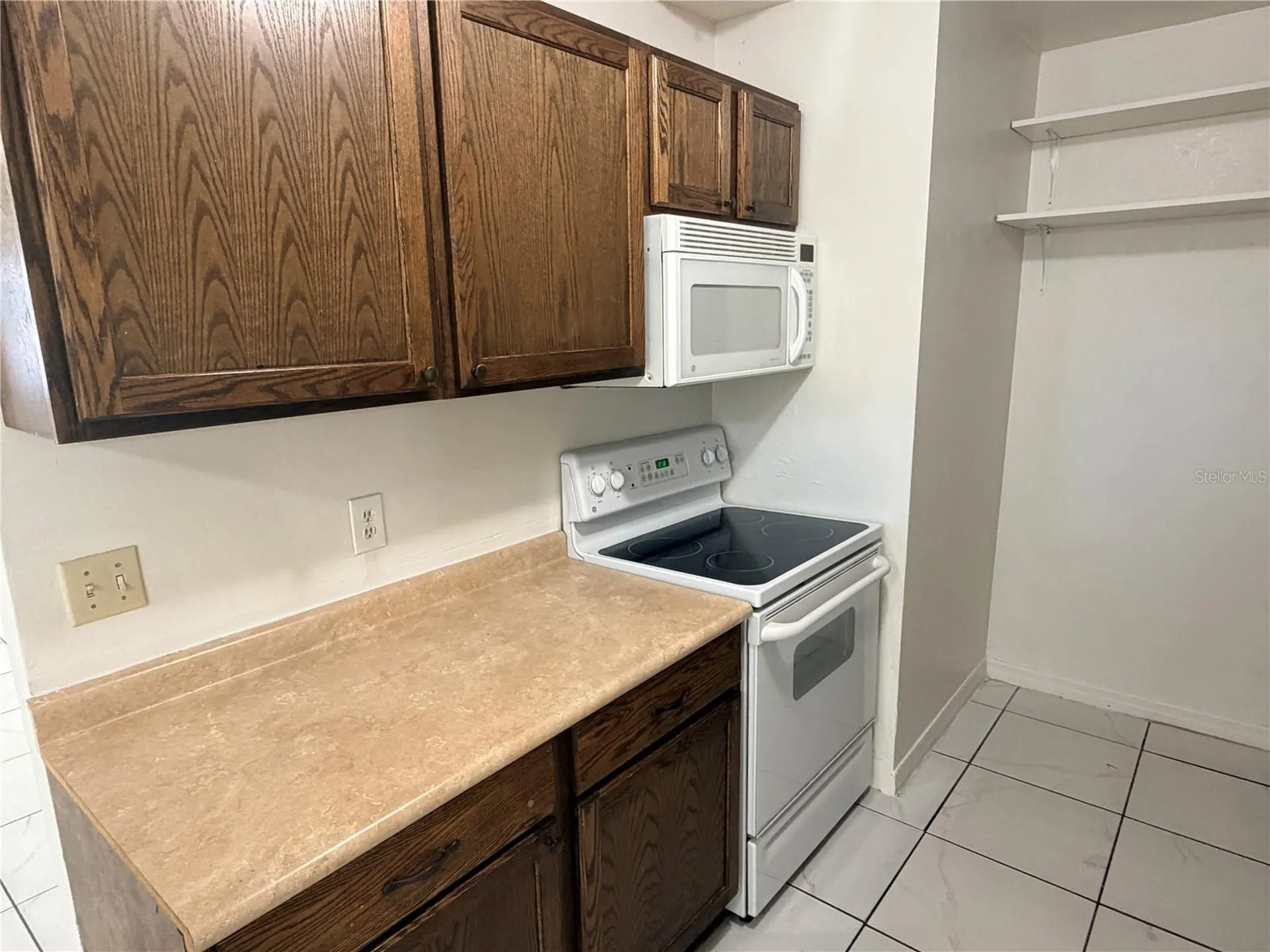 2216 Mayflower Avenue Apopka FL 32703