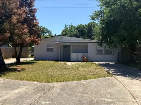 2216 Mayflower Avenue Apopka FL 32703