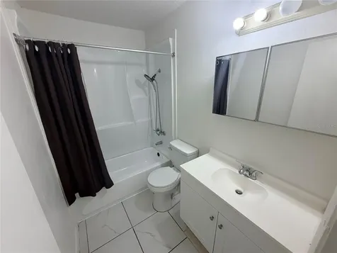 2216 Mayflower Avenue Apopka FL 32703