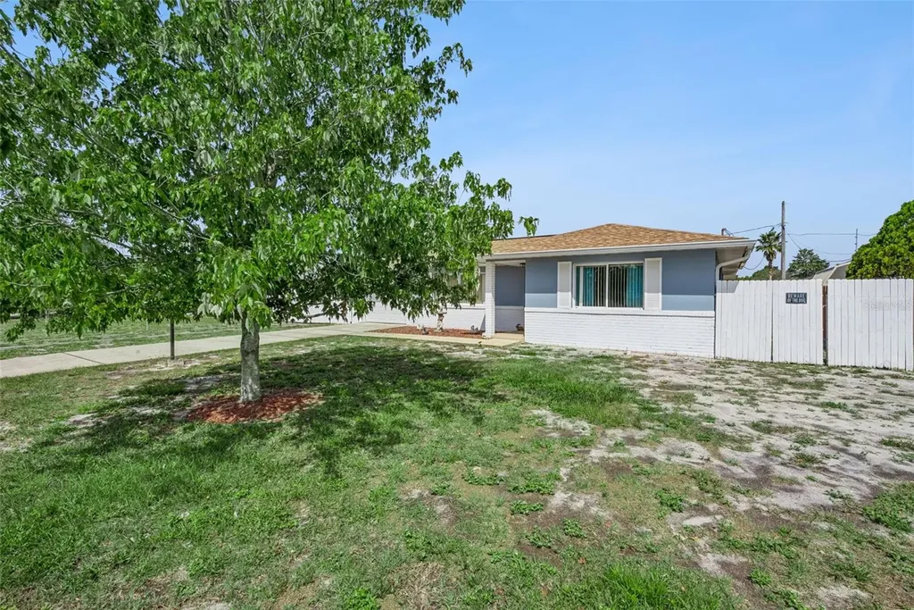 822 Abbott Avenue Deltona FL 32725
