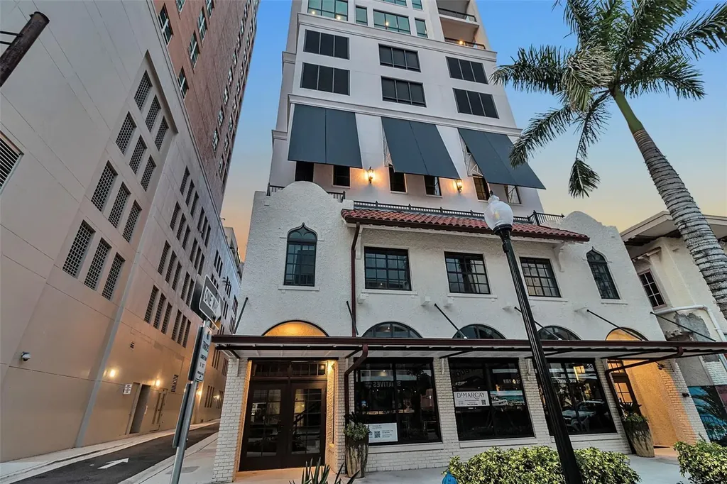 33 S Palm Avenue Sarasota FL 34236