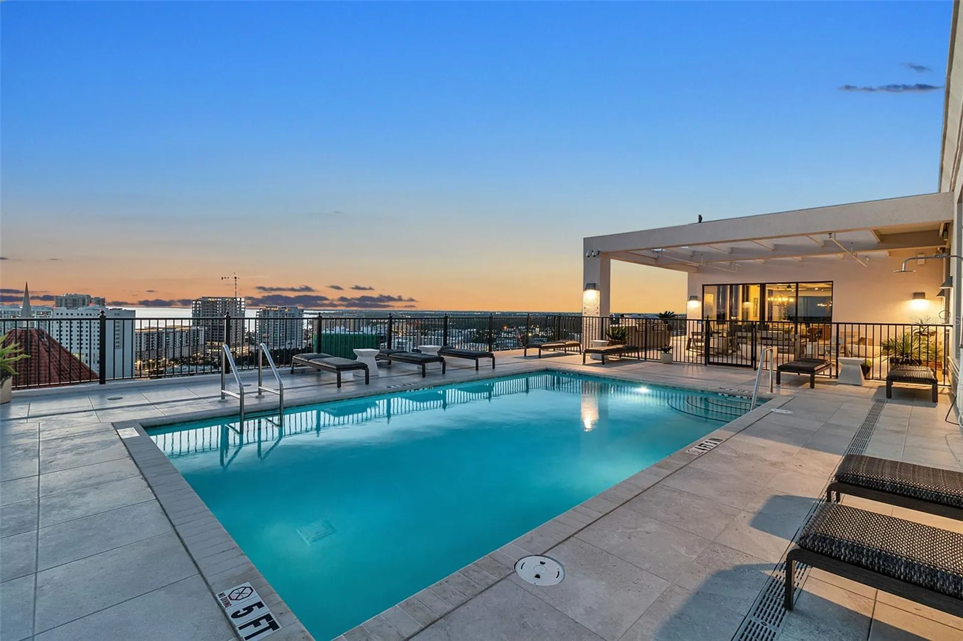 33 S Palm Avenue Sarasota FL 34236