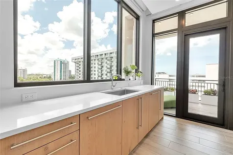 33 S Palm Avenue Sarasota FL 34236