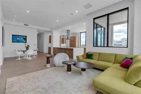 33 S Palm Avenue Sarasota FL 34236
