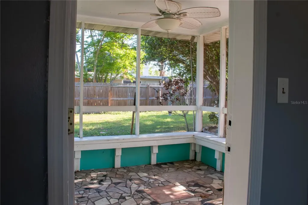 2766 Navel Drive Clearwater FL 33759