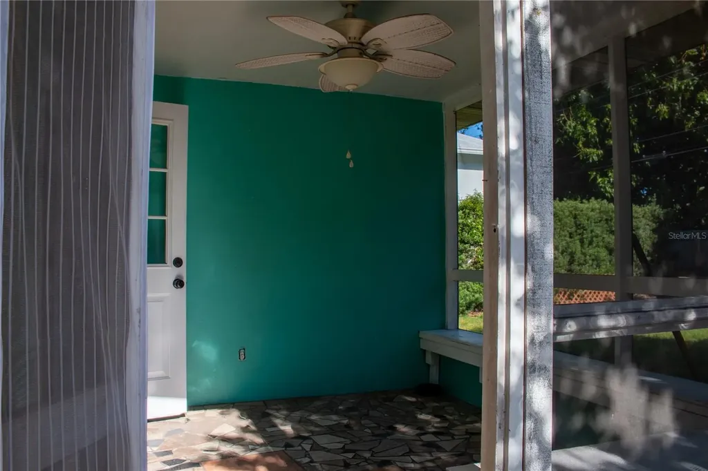 2766 Navel Drive Clearwater FL 33759