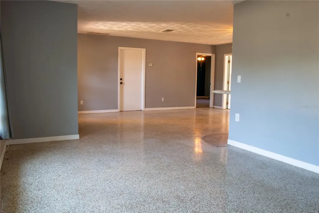 2766 Navel Drive Clearwater FL 33759