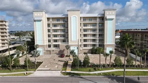 125 Island Way Clearwater FL 33767