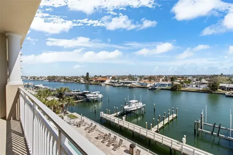 125 Island Way Clearwater FL 33767