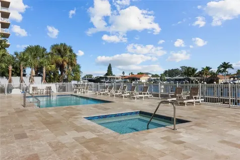 125 Island Way Clearwater FL 33767