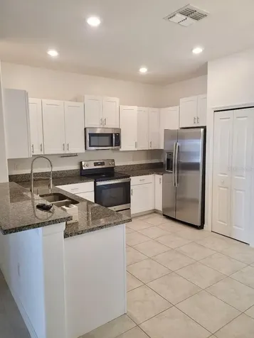 5122 Forum Boulevard Holiday FL 34690