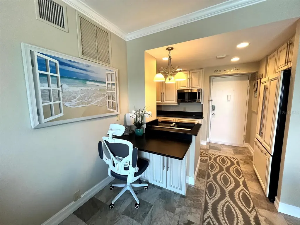880 Mandalay Avenue Clearwater Beach FL 33767