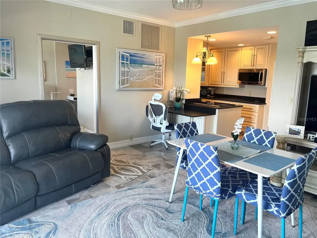 880 Mandalay Avenue Clearwater Beach FL 33767
