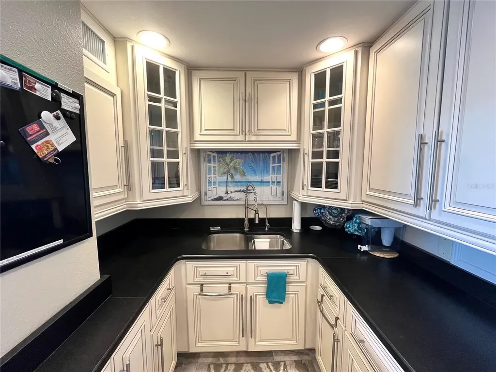 880 Mandalay Avenue Clearwater Beach FL 33767