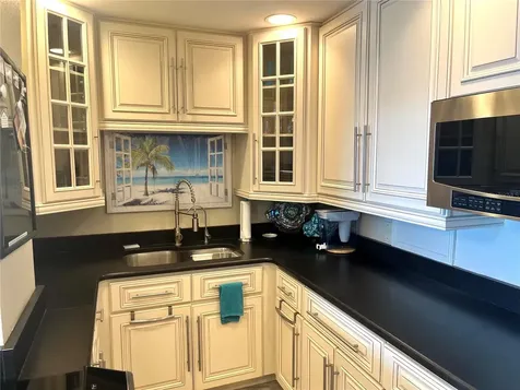 880 Mandalay Avenue Clearwater Beach FL 33767