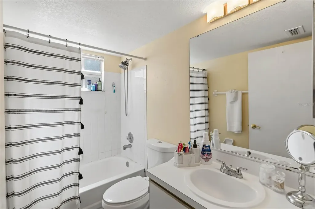 2033 Royal Bay Boulevard Kissimmee FL 34746