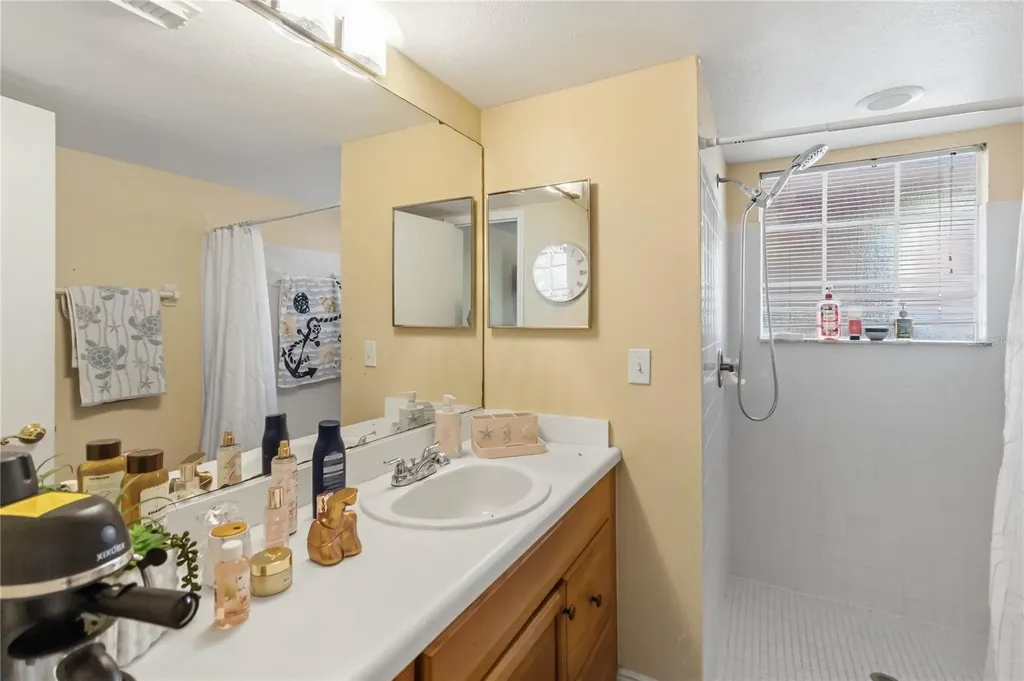 2033 Royal Bay Boulevard Kissimmee FL 34746