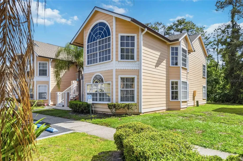 2033 Royal Bay Boulevard Kissimmee FL 34746