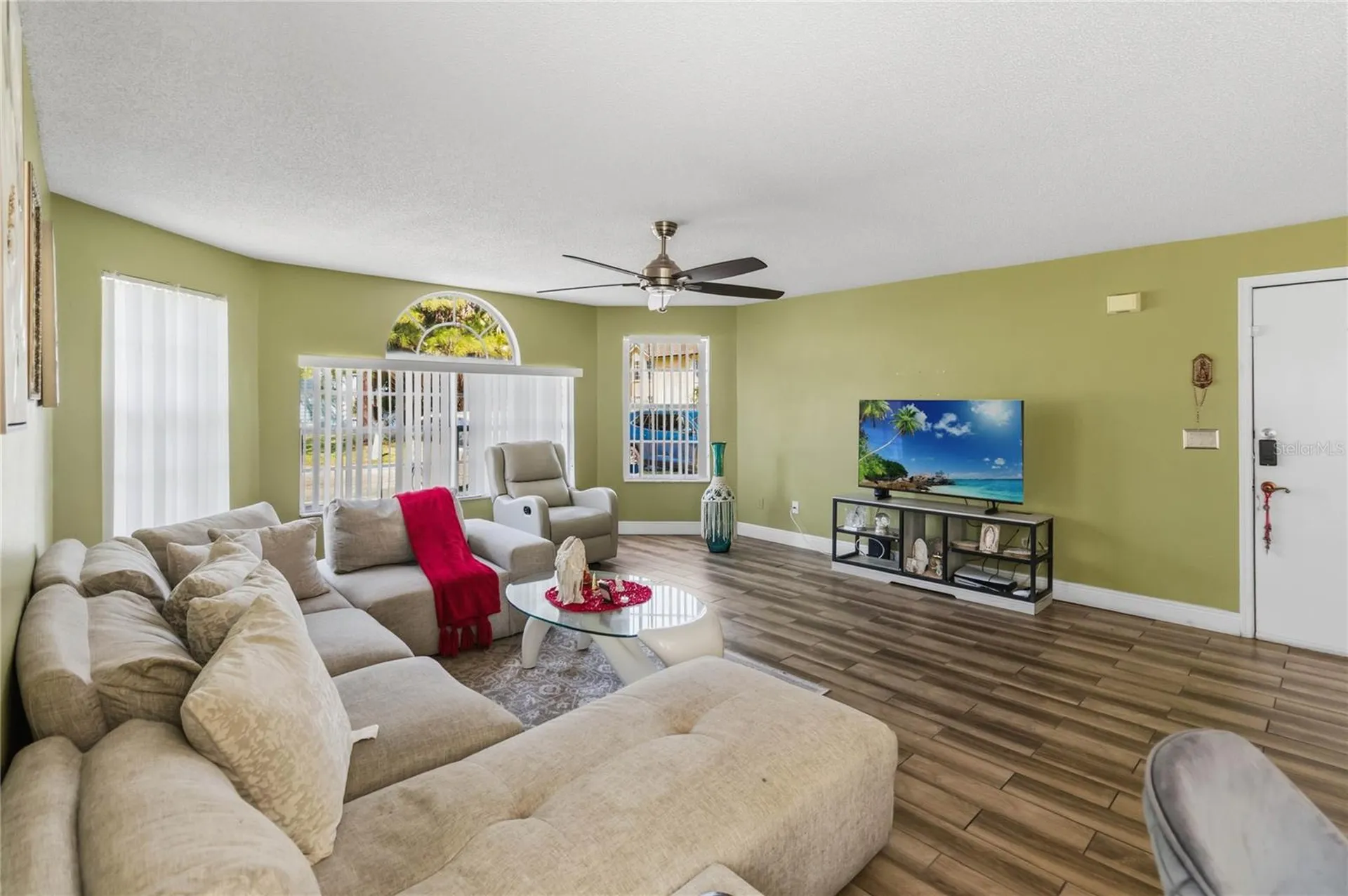2033 Royal Bay Boulevard Kissimmee FL 34746