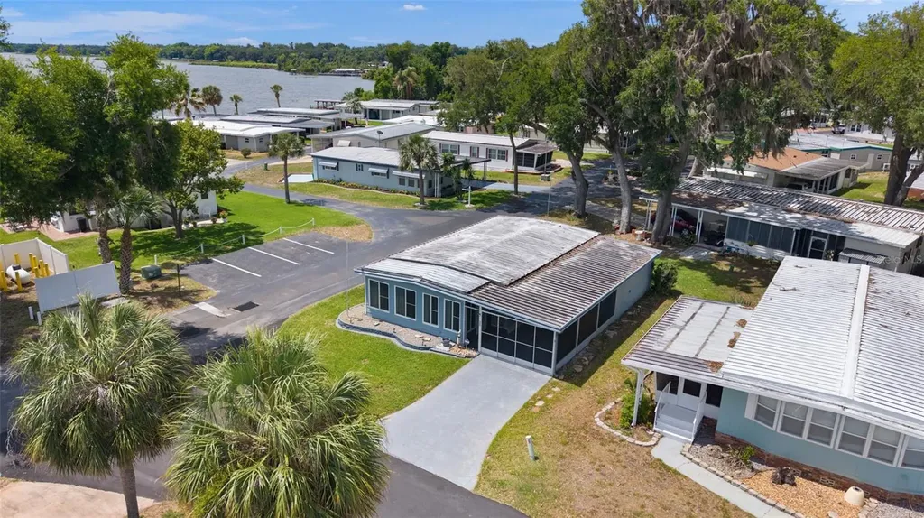 30 Riverview Drive Fruitland Park FL 34731