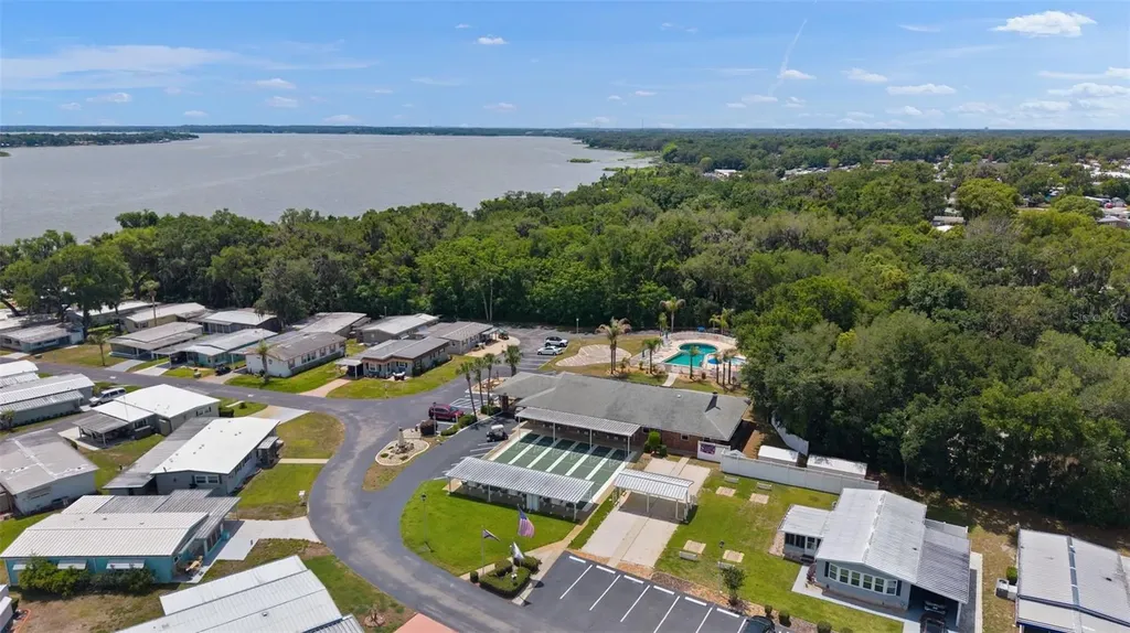 30 Riverview Drive Fruitland Park FL 34731