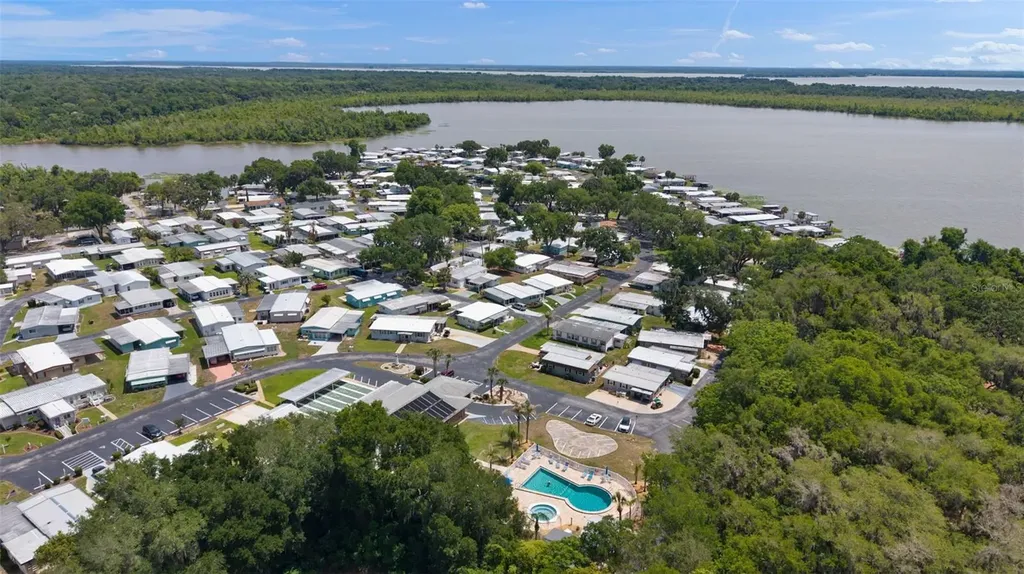 30 Riverview Drive Fruitland Park FL 34731