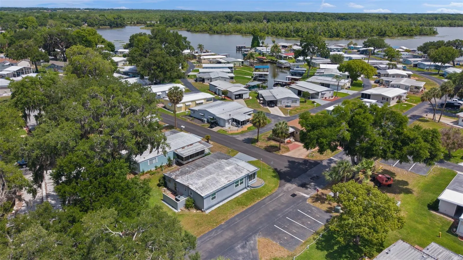 30 Riverview Drive Fruitland Park FL 34731