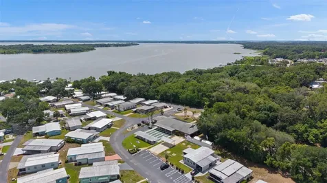 30 Riverview Drive Fruitland Park FL 34731