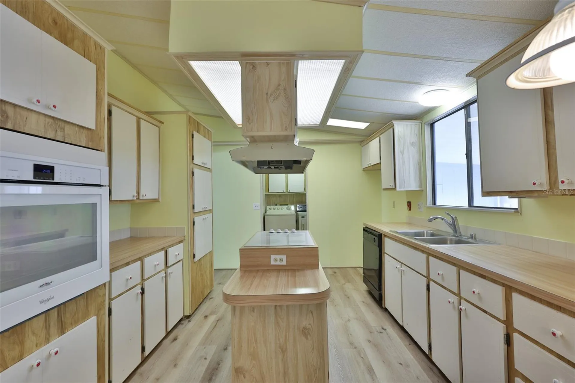 9143 Otter Pass Tampa FL 33626