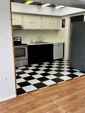 1130 N Lake Parker Avenue Lakeland FL 33805