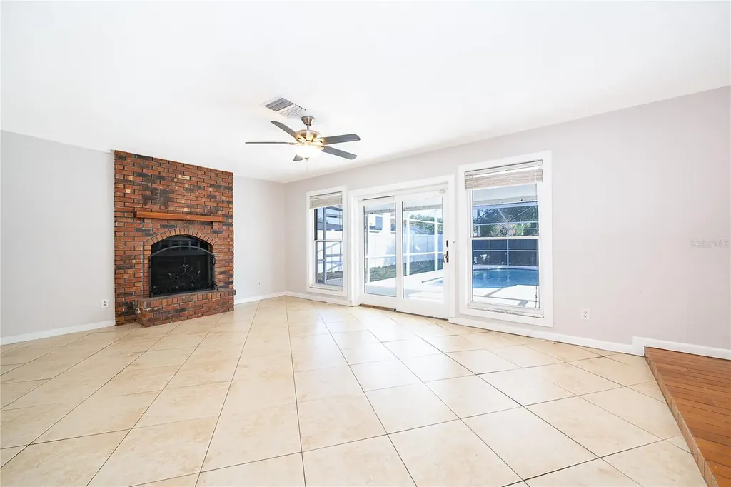 4707 Pinellas Drive Orlando FL 32812