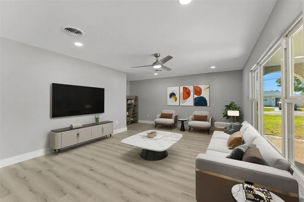 140 88th Avenue NE St Petersburg FL 33702