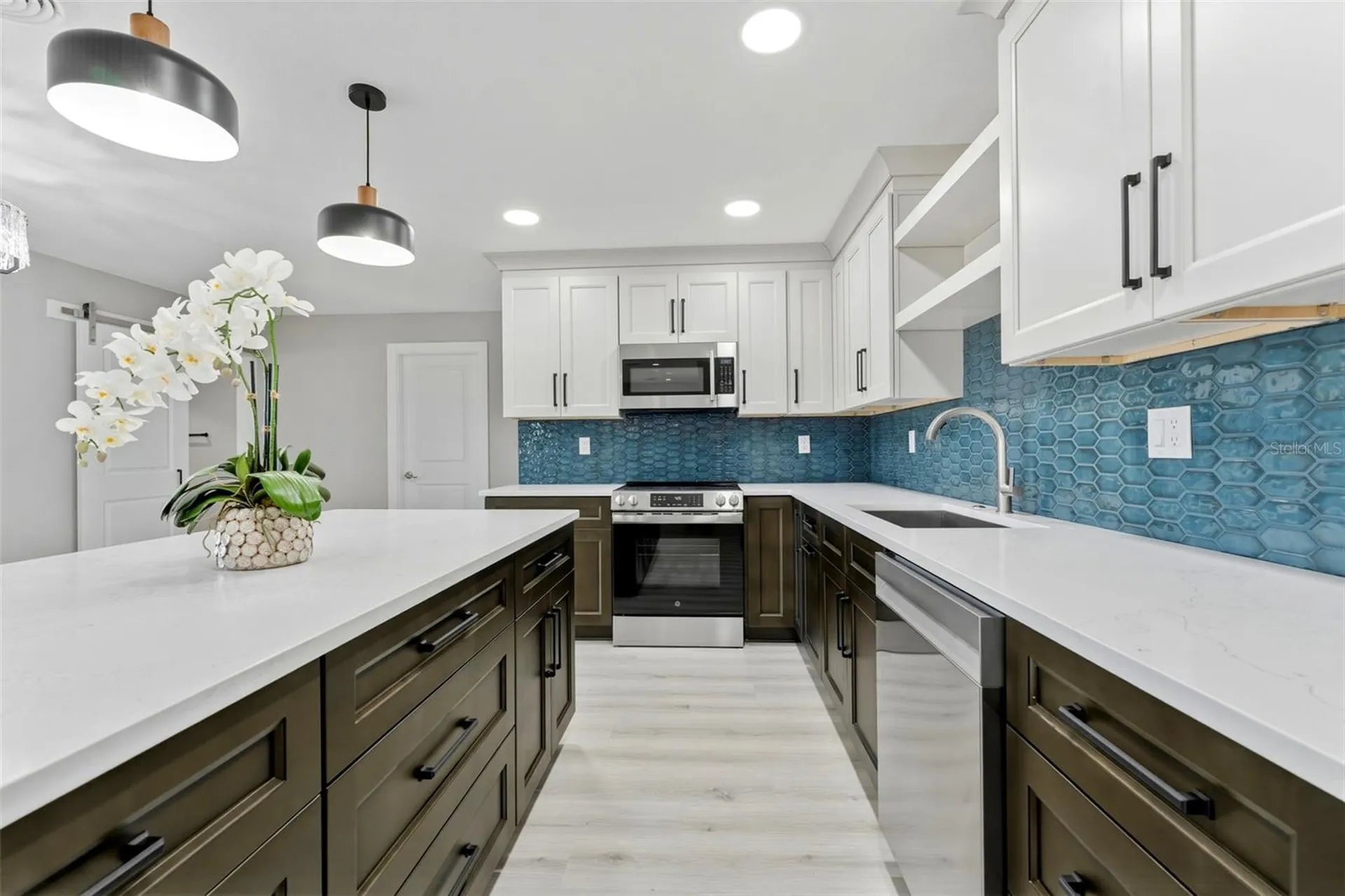 140 88th Avenue NE St Petersburg FL 33702