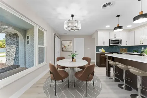 140 88th Avenue NE St Petersburg FL 33702