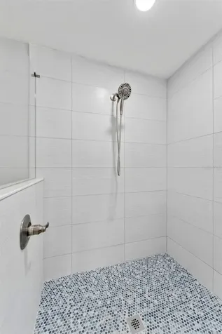 140 88th Avenue NE St Petersburg FL 33702