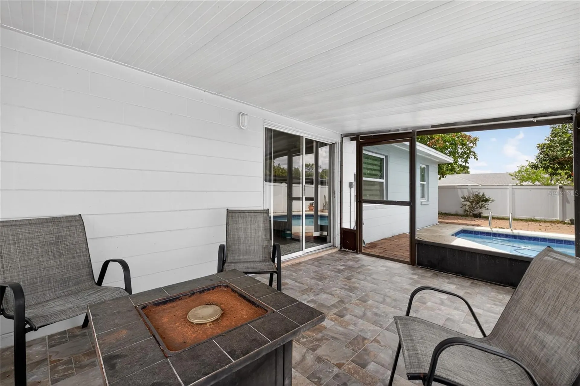 11207 Fireside Drive Tampa FL 33625